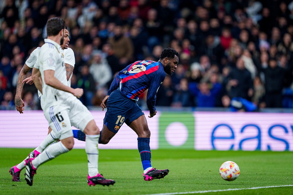 Franck Kessie ni we wateye umupira wavuyemo kwitsinda igitego kwa Nacho