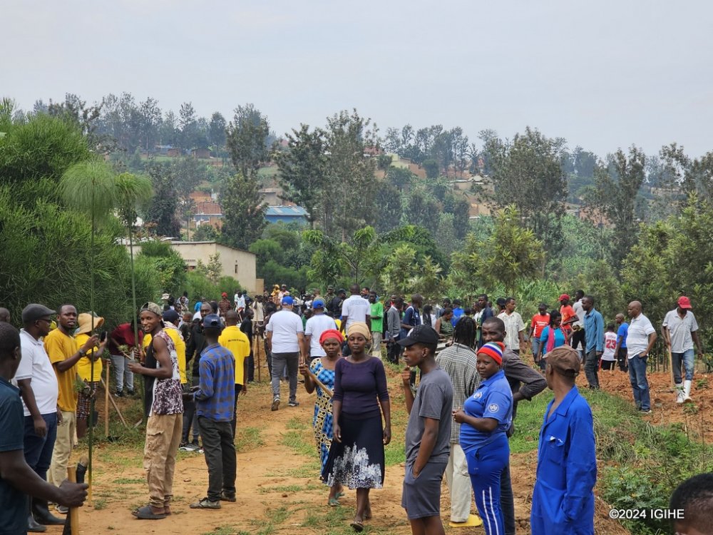 Ubwitabire bw'urubyiruko buracyari buke