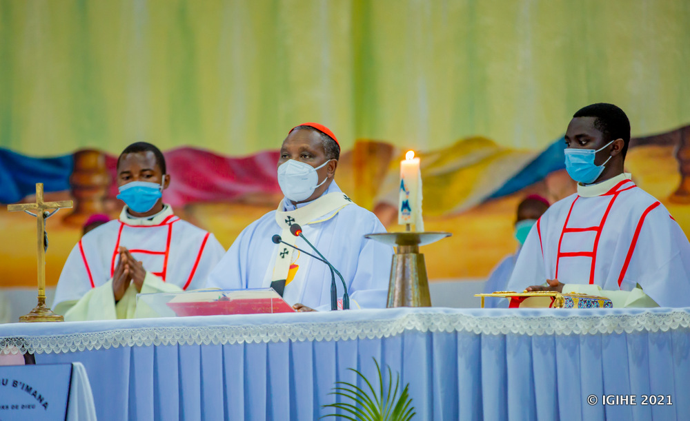 Antoine Cardinal Kambanda niwe wasomye iyi Misa anatura Igitambo cya Ukarisitiya