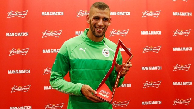 Islam Slimani yabaye umukinnyi mwiza w'uyu mukino