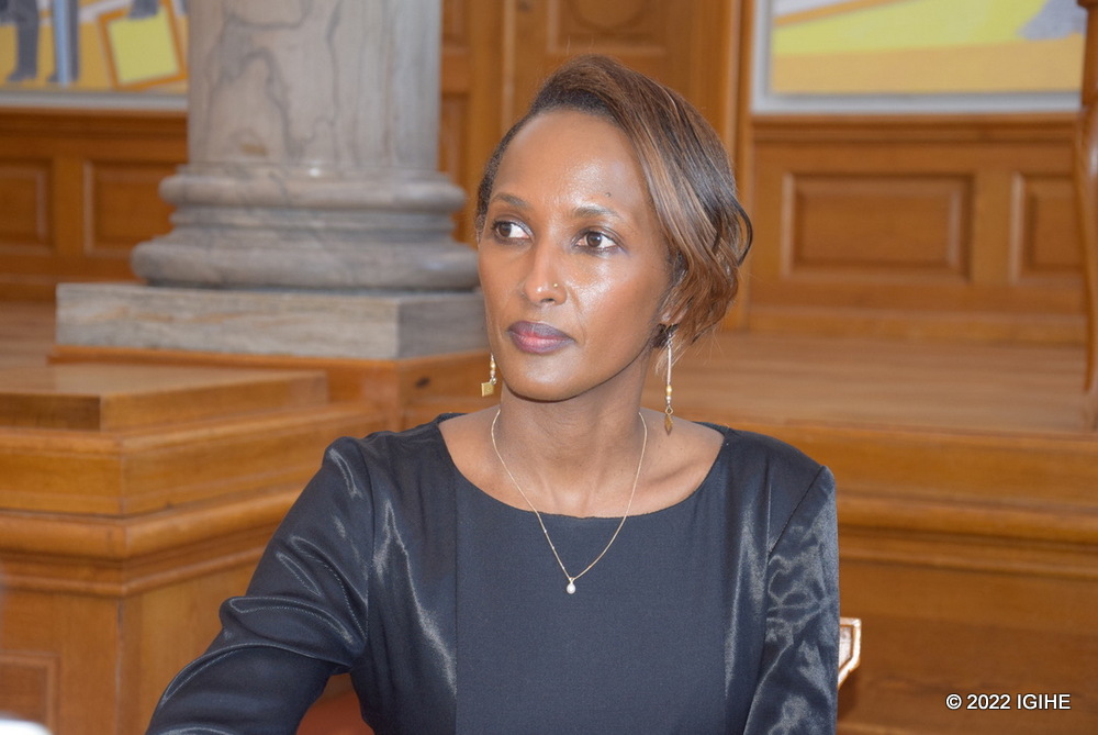 Josine Kanamugire uyobora Ibuka muri Suède nawe wari witabiriye uyu muhango yavuze ko kuba uyu muhango wabereye mu Nteko Ishinga Amategeko ya Denmark ari ikimenyetso gikomeye ko amateka ya gejeje u Rwanda kuri jenoside yakorewe Abatutsi ari kumvwa