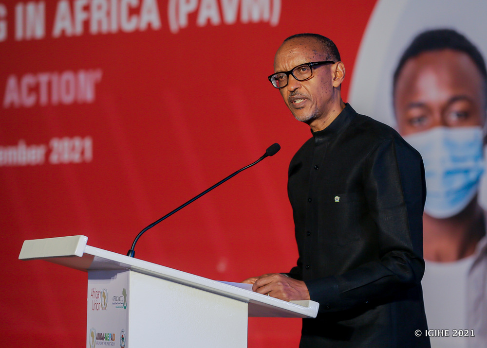 Perezida Kagame yagaragaje ko ikorwa ry’inkingo ku mugabane wa Afurika ari andi mahirwe ku bucuruzi n’ishoramari