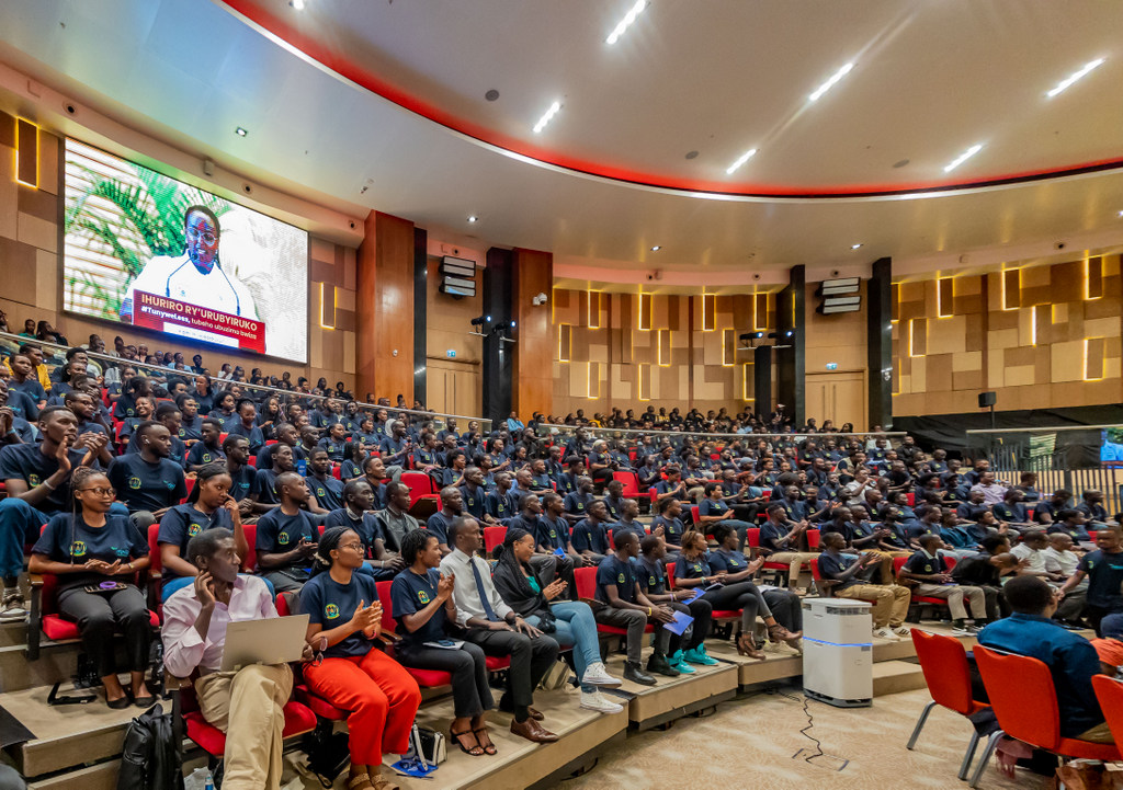 Ihuriro ry'Urubyiruko ry'uyu mwaka ryibanze kuri Gahunda ya TunyweLess mu kurushaho gusaba abato kuzibukira inzoga kuko atari bo zagenewe