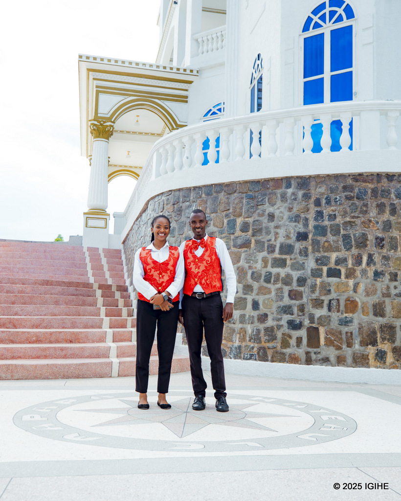 Château le Marara ifite abakozi batojwe kwakira ababagana neza