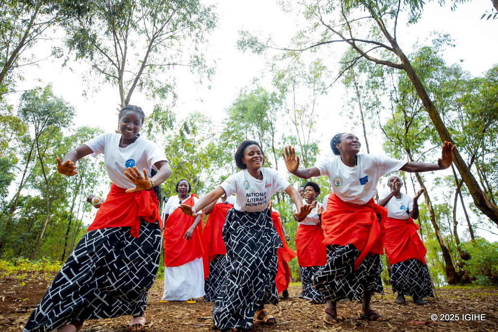 Abagize Itorero Abasaamyi bo ku Nkombo bashima uburyo Leta ishyira imbaraga mu guteza imbere Ikirwa cya Nkombo