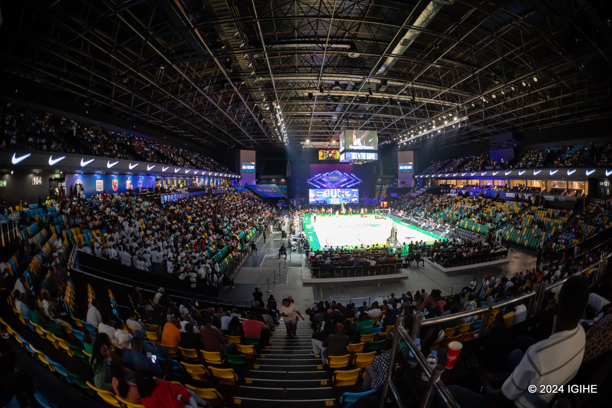 Abafana bari benshi muri BK Arena ahatangiye kubera imikino ya nyuma ya BAL 2024