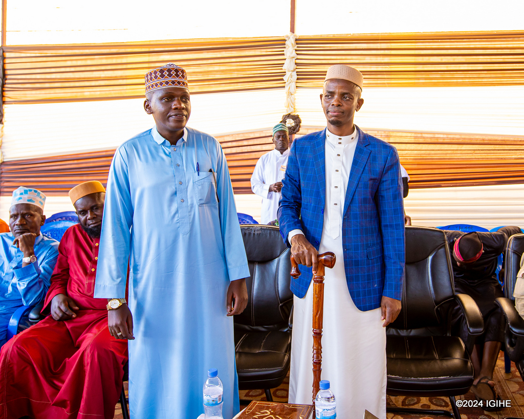 Mufti Sindayigaya yahawe impano irimo n'inkoni y'ubutware