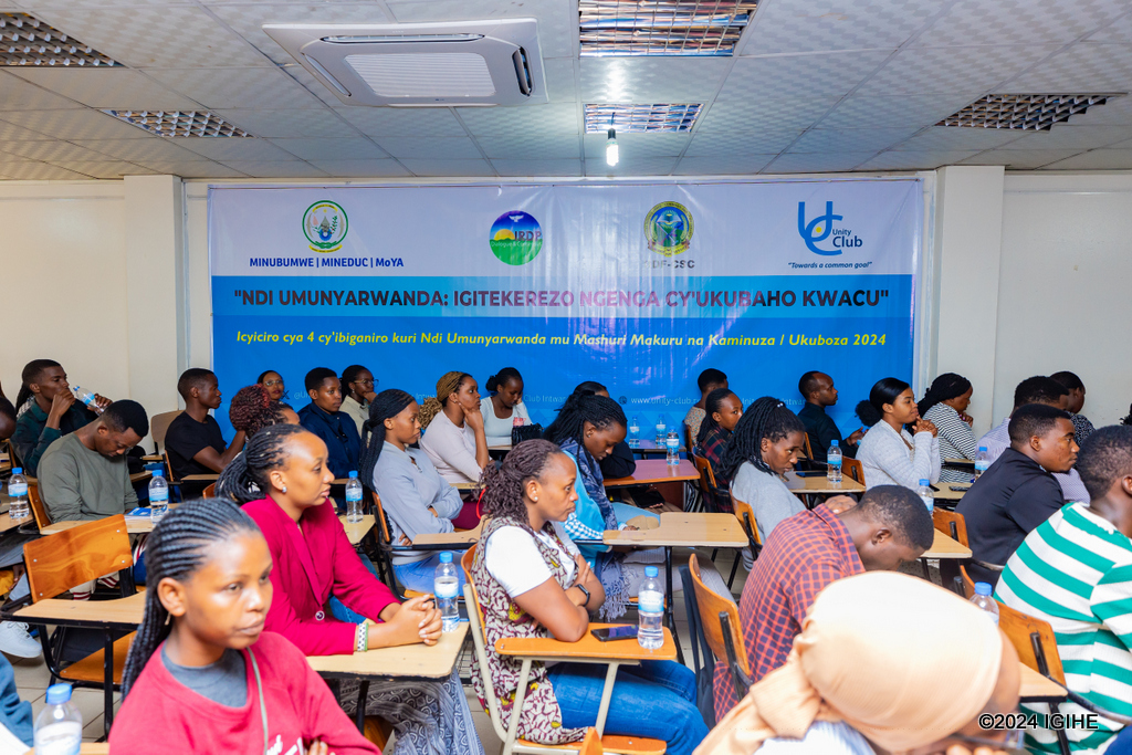 Ibiganiro bya Ndi Umunyarwanda mu mashuri makuru na Kaminuza bigamije gufasha urubyiruko kumenya amateka