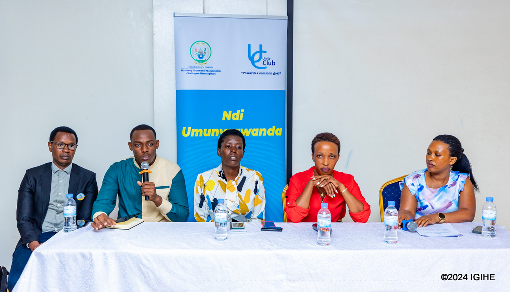 Urubyiruko rwari rwatanze ubuhamya bw'uko Jenoside yakorewe Abatutsi yarugizeho ingaruka n'uko rwahanganye n'ibikomere