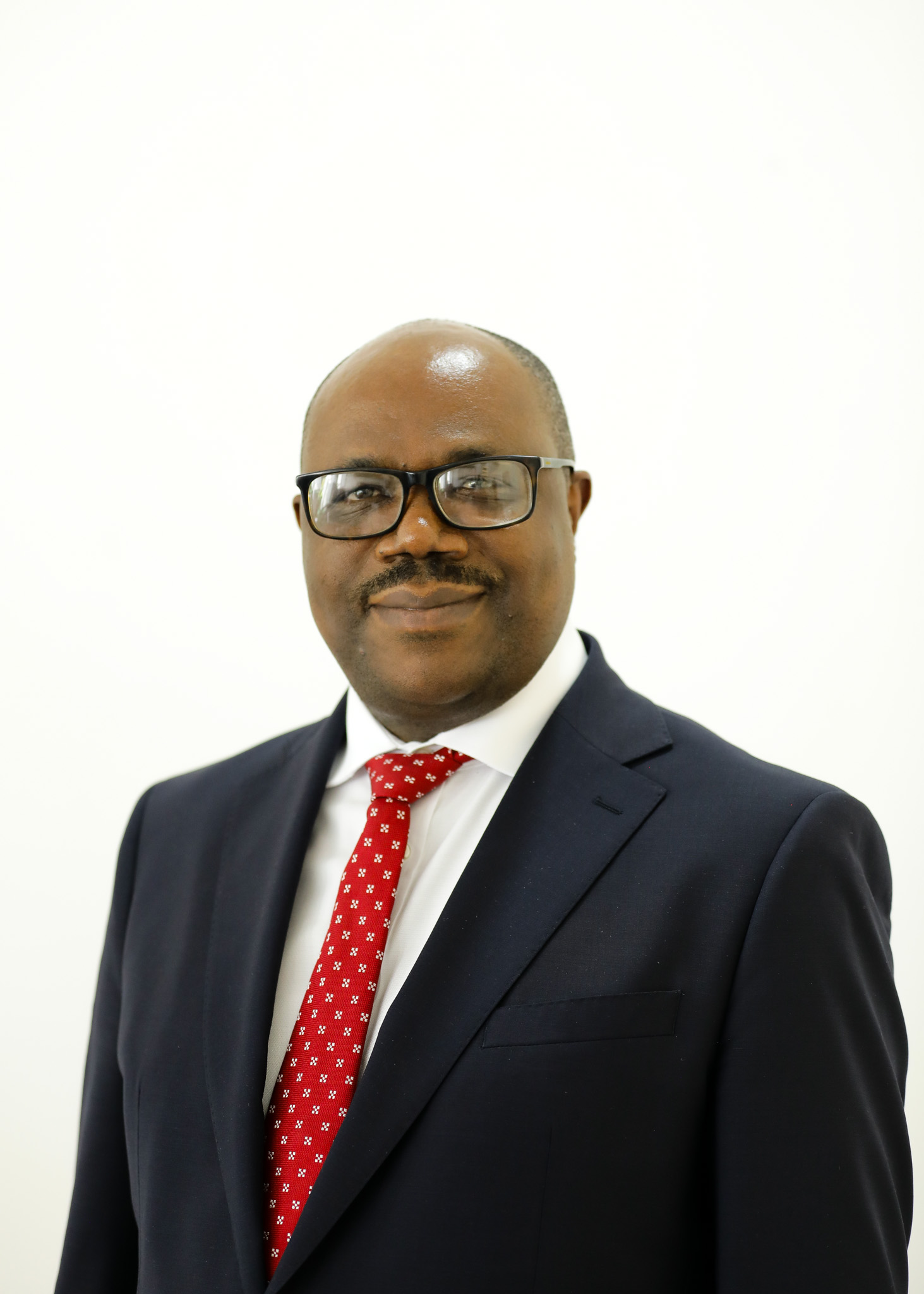 Dr. Justin Nsengiyumva ni we Minisitiri w'Intebe mushya w'u Rwanda