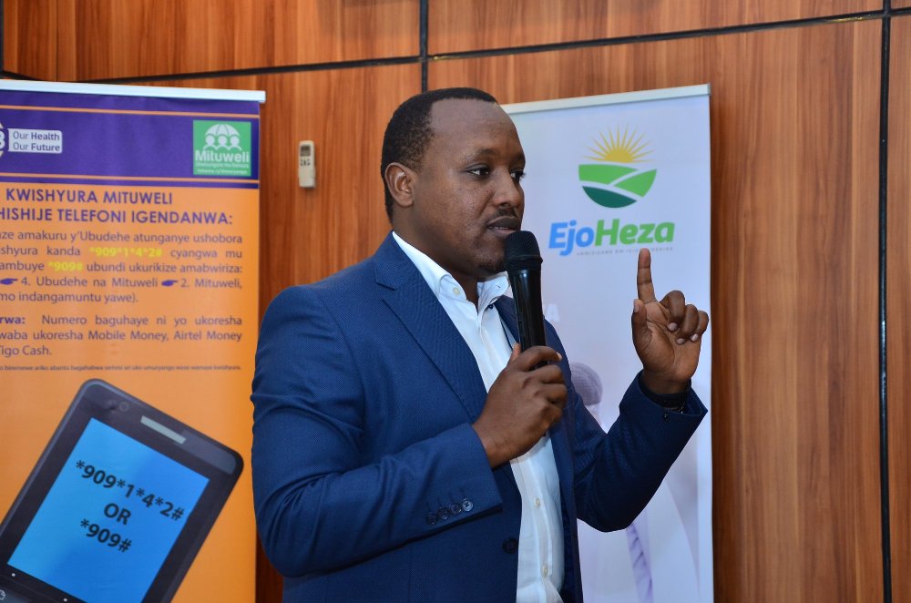 Umuyobozi ushinzwe ‘Ejo Heza’ muri RSSB, Hebert Asiimwe avuga ko abizigamiye mu kigega Ejo Heza bemerewe gukoresha 40% by’ubwizigame nk’ingwate mu bigo by’imari