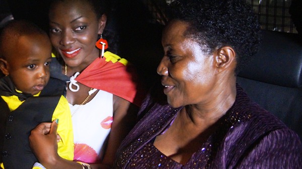 Ellah na nyina