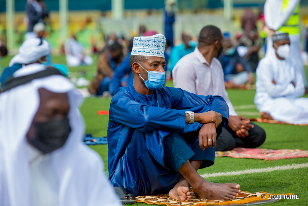 Gen Mubarak Muganga, ni umwe mu Bayisilamu bahuriye kuri Stade ya Kigali i Nyamirambo mu isengesho rya Eid al-Fitr