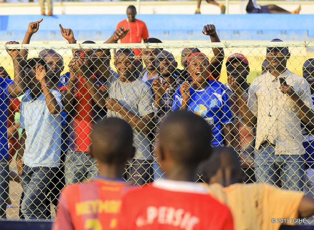 Bateye indirimbo bagira bati ’'Wigenda turacyagukeneye’’