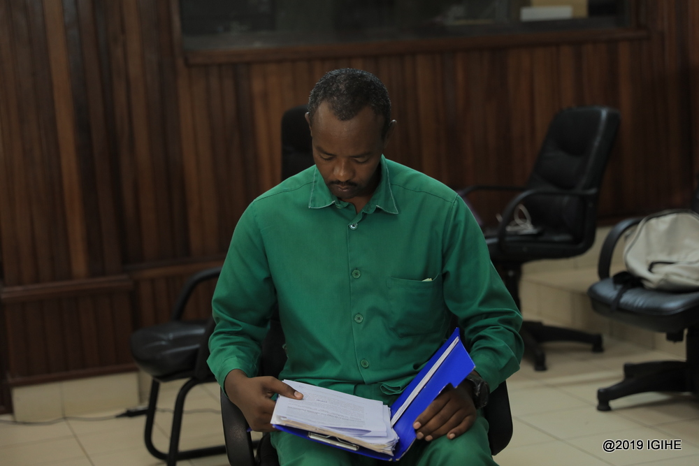 Sgt (rtd) Kabayiza François asoma muri dosiye mbere y'itangira ry'urubanza