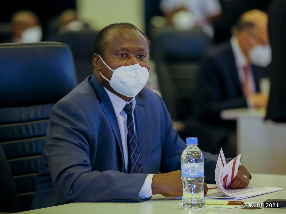 Minisitiri w'Imari n'Igenamigambi, Dr Uzziel Ndagijimana ari mu bari bitabiriye iyi nama