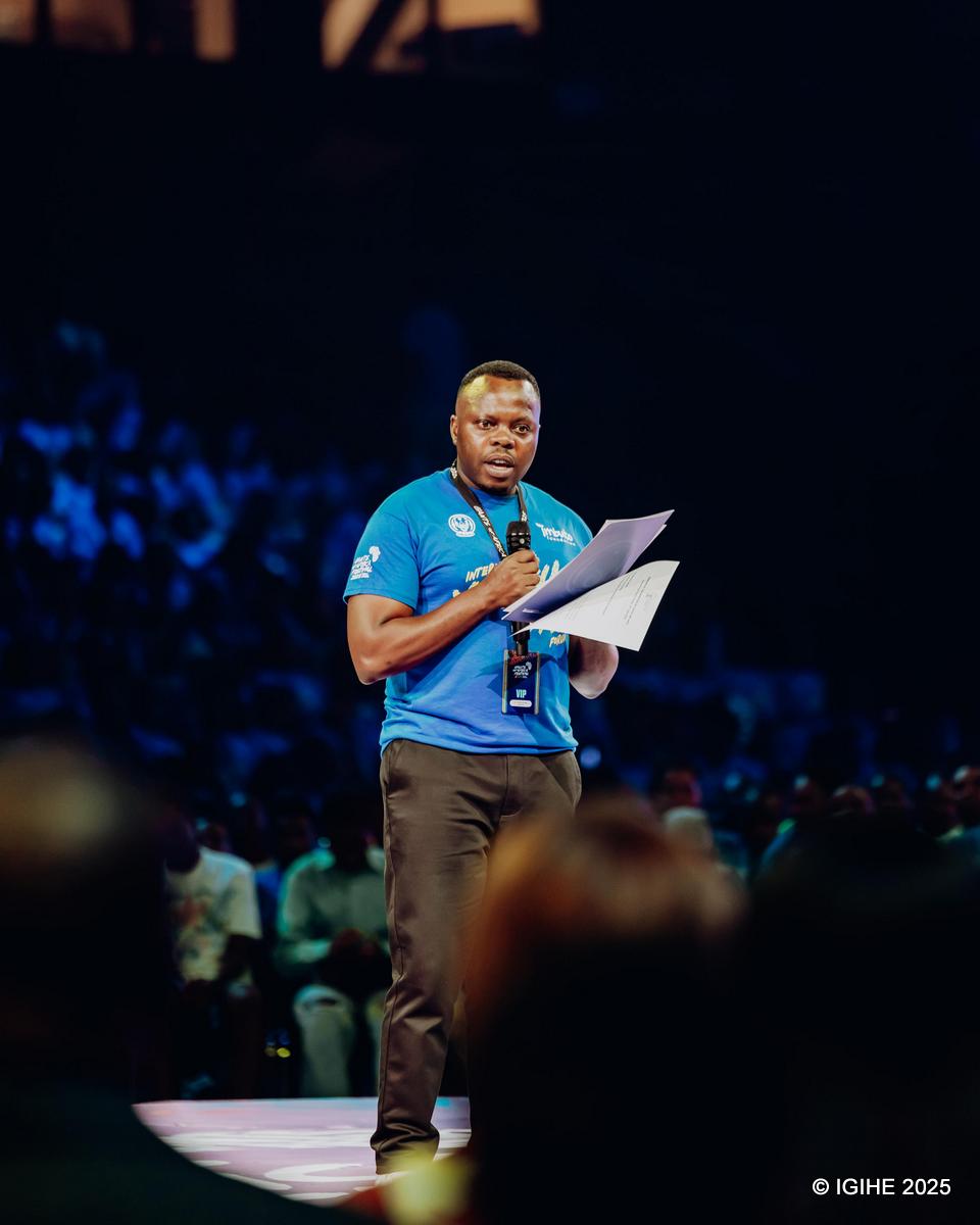 Minisitiri Utumatwishima yagaragarije urubyiruko rw'u Rwanda ko rwakora ibitangaza nk'ibyakozwe n'ibihangange nka Lionel Messi, Cristiano Ronaldo n'abandi