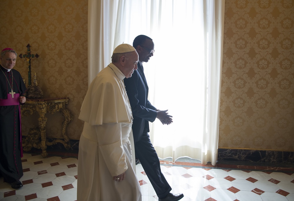 Papa Francis na Perezida Kagame berekeza ahabereye ibiganiro