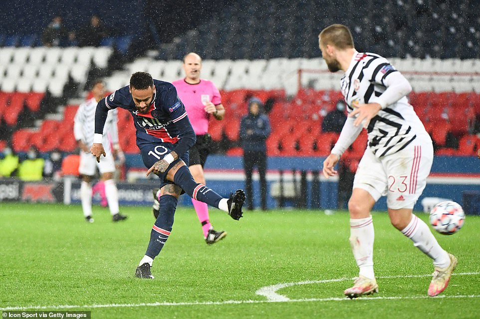 Neymar wagowe n'uyu mukino, atera ishoti