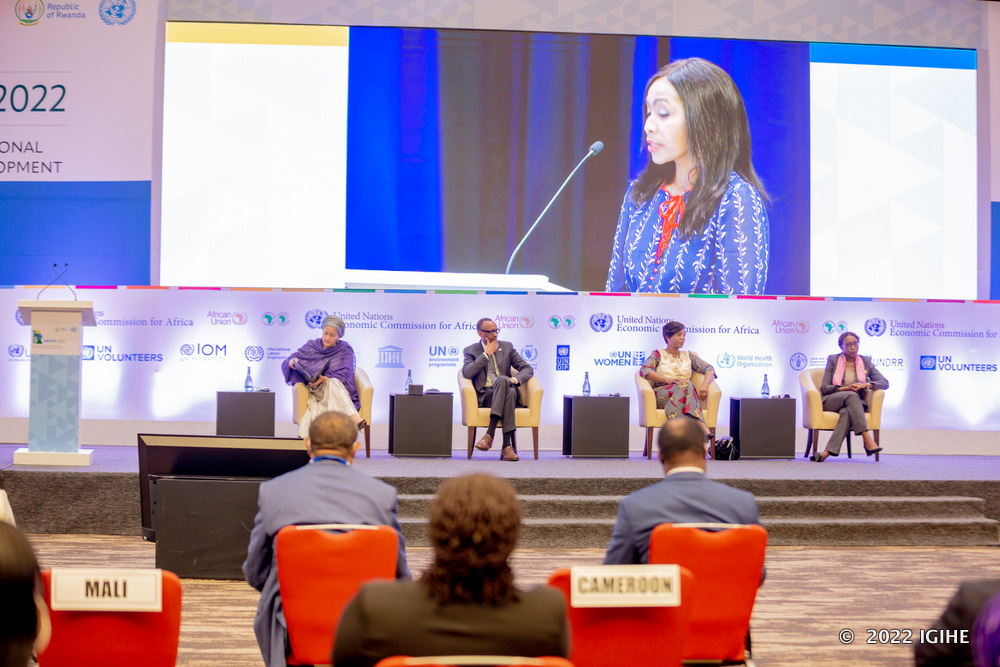 Perezida Kagame yagaragaje ibikwiriye kwitabwaho mu kugera ku ntego z’iterambere rirambye