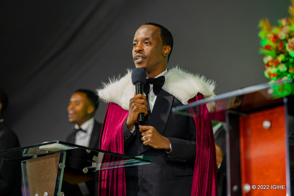 Prophet Eric Sultan ni we ushumbye Itorero River of Joy and Hope Ministries