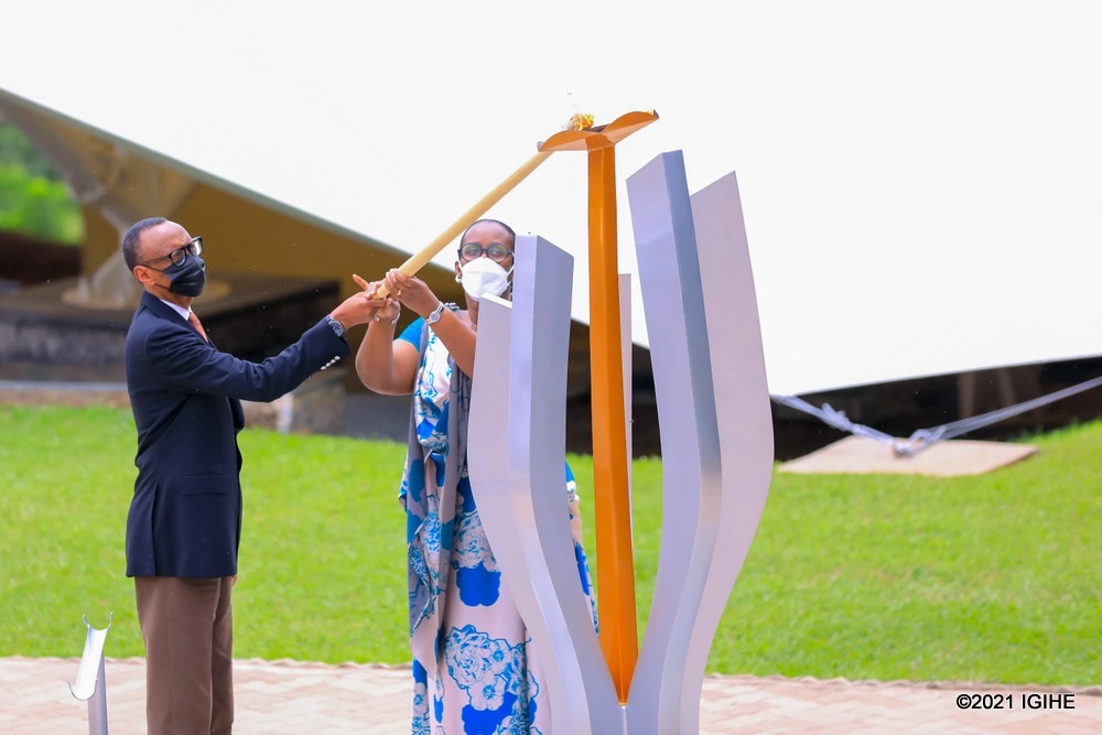 Imihango yo kwibuka abazize Jenoside yakorewe Abatutsi yabaye hubahirizwa ingamba zo kwirinda COVID-19