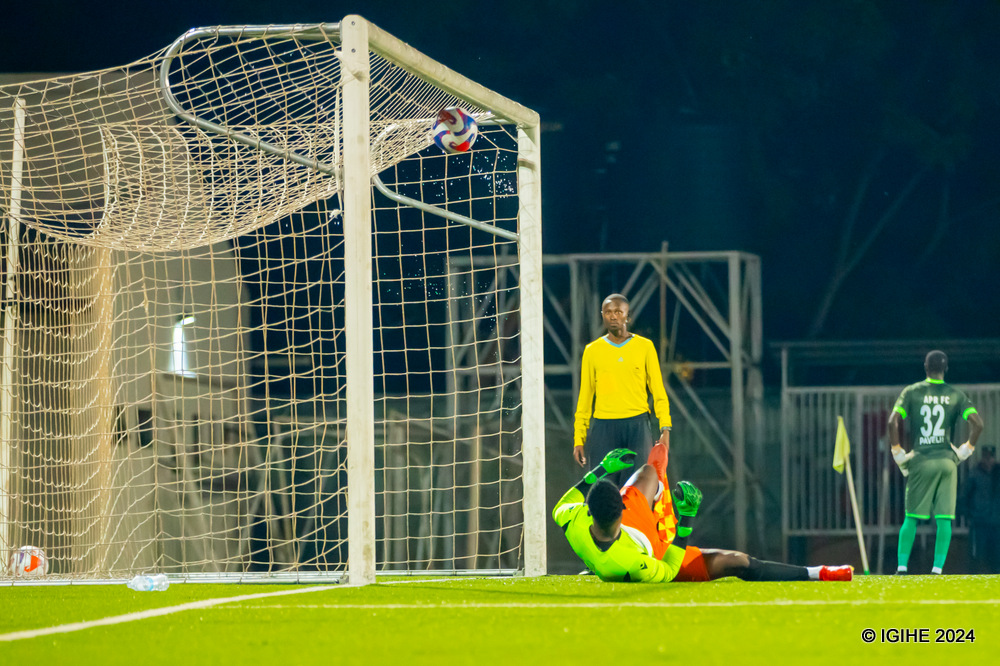 Umunyezamu wa Gasogi United, Dauda Ibrahim Bareli yayikurikije amaso