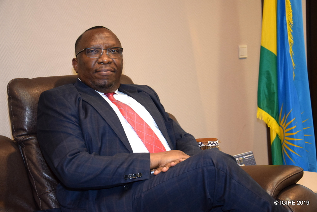 Ambasaderi Rugira Amandin ahamya ko Abanyarwanda bategereje cyane itariki ya Rwanda Day