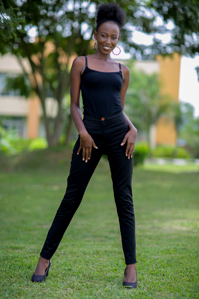 Uyu mukobwa yavanye Ndahiro Liliane ku mwanya wa mbere yari amazeho igihe kigera ku kwezi