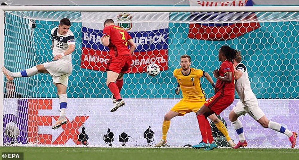 Umupira watewe na Thomas Vermaelen n'umutwe ni wo wavuyemo igitego cya mbere cy'u Bubiligi