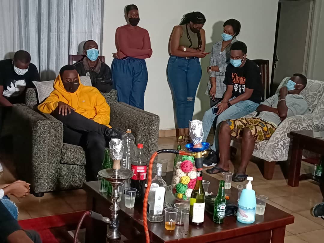 House party zikomeje kuba imwe mu mpamvu zigaragaza kudohoka gukomeye ku ngamba zo kwirinda COVID-19