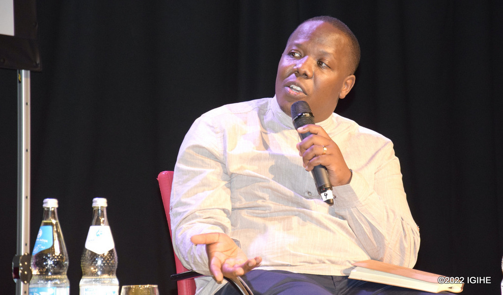 Lambert Bariho wari waturutse mu Rwanda, ni umwe mu batanze ikiganiro kuri Ndi Umunyarwanda