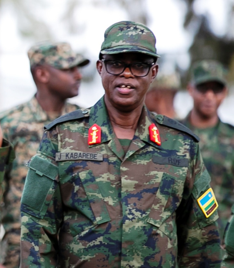 Gen James Kabarebe asigaye ari Umujyanama Mukuru wa Perezida Kagame mu bya gisirikare n'umutekano