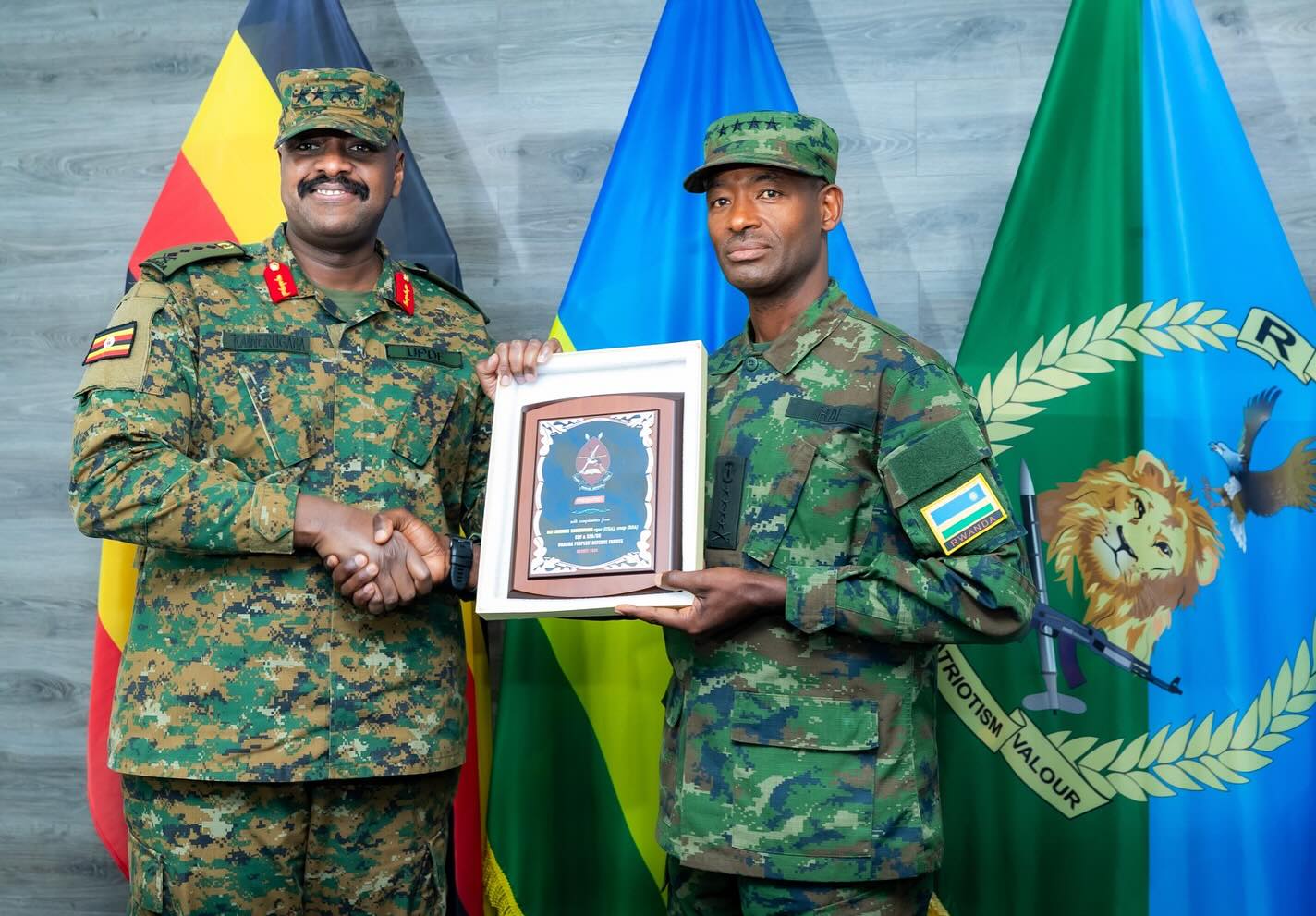 Gen Muhoozi Kainerugaba yavuze ko Ingabo z’u Rwanda n’iza Uganda ari abavandimwe
