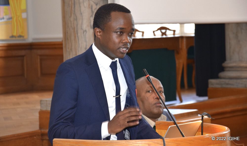 Gisa wiga ibijyanye na Politiki mu Butaliyani yatanze ikiganiro cyerekana uko urubyiruko rubona u Rwanda rw’uyu munsi