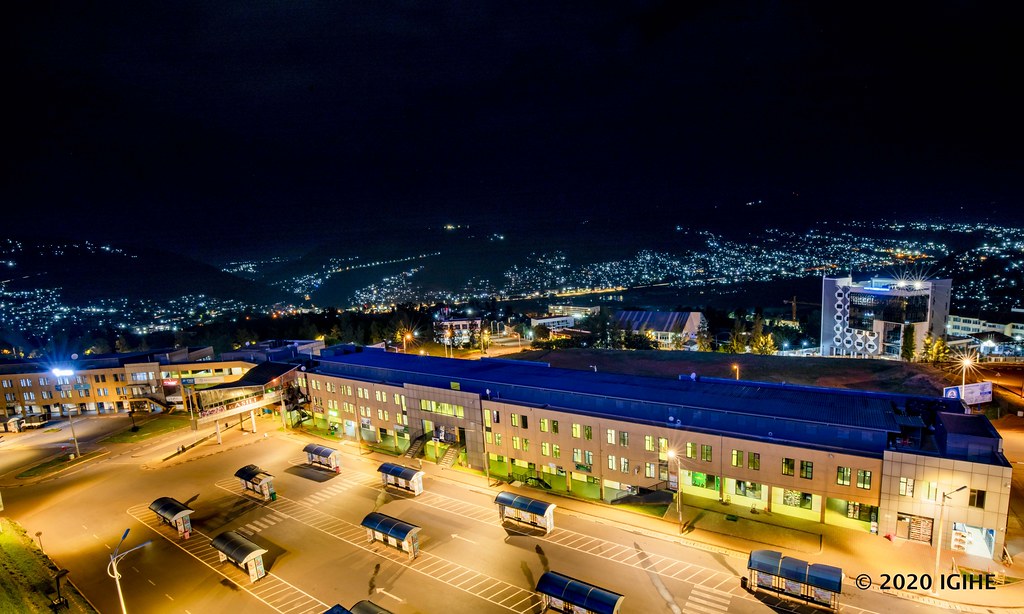 Gare yo mu mujyi rwagati, iri mu byahinduye isura y'ingendo muri Kigali, bitandukanye n'uko mu myaka ya mbere byari bimeze