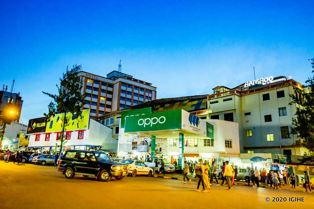 Ibikorwa by'ubucuruzi bikomeje kuzahuka mu Rwanda