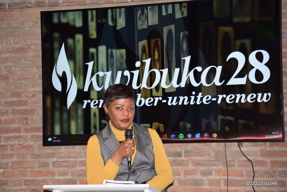 Safari Christine uyobora Ibuka-Hollande afungura igikorwa cy'Ijoro ryo Kwibuka