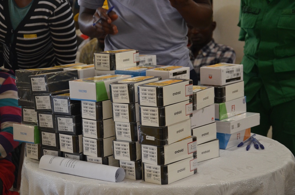 Telefoni za mbere zahawe abaturage b'i Rutsiro