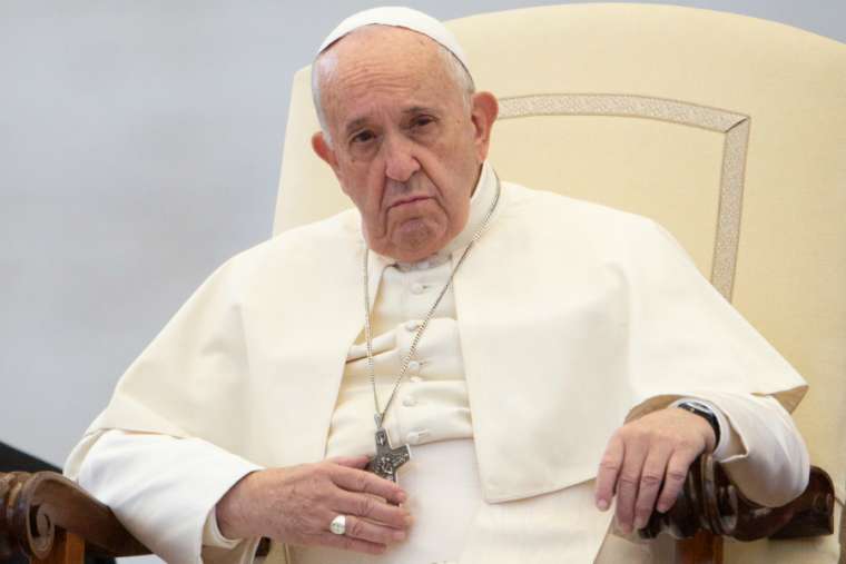 Papa Francis yibukije abantu urukundo Imana ibakunda
