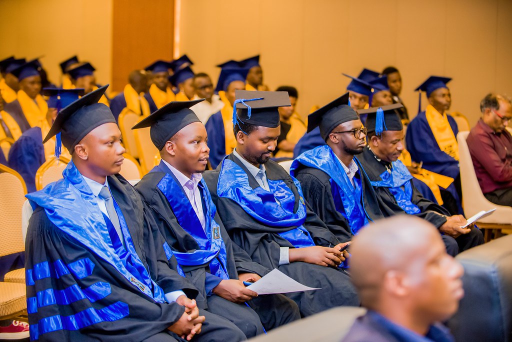 Abahugurwa na Nziza Training Academy basoza bafite ubushobozi bwo gukora neza inshingano bahabwa