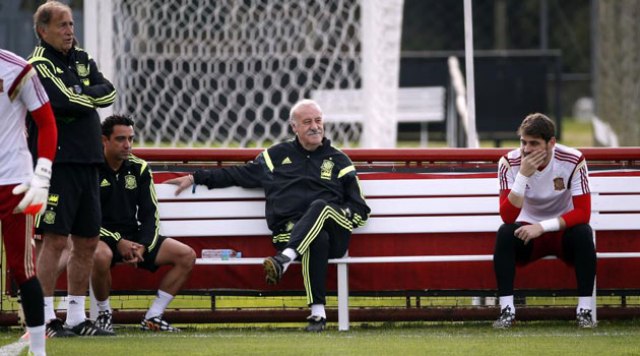 Del Bosque n'umwungiriza we bakoze inama y'iminota 15 na Casillas na Xavi