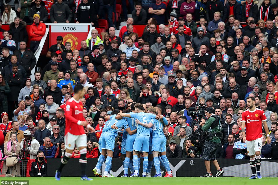 Manchester United yatsinzwe irushwa