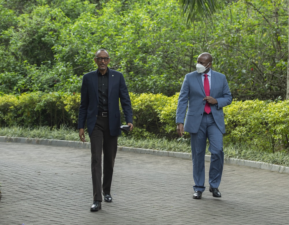 U Rwanda na Uganda bimaze igihe bidacana uwaka