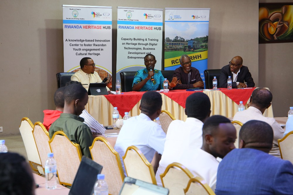 Abanyeshuri biga muri Rwanda Heritage HUB bemeza ko amasomo bahabwa ku murage n'umuco, azabafasha guhangana n'imico mvamahanga iri mu rubyiruko