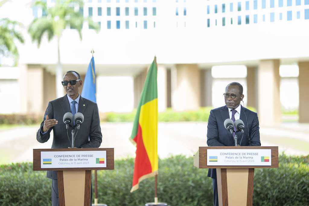 Perezida Kagame yashimangiye ko Afurika ifite uburenganzira bwo kwihitiramo uwo bakorana