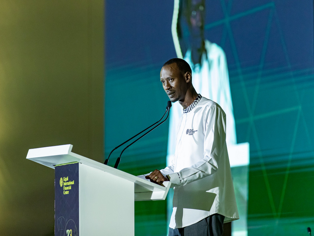 Umuyobozi wa Rwanda Finance Ltd, Nick Barigye, yavuze ko umwaka wa 2023 wabaye uw'amahirwe kuko bakanguriye ibigo byinshi gushora imari mu Rwanda
