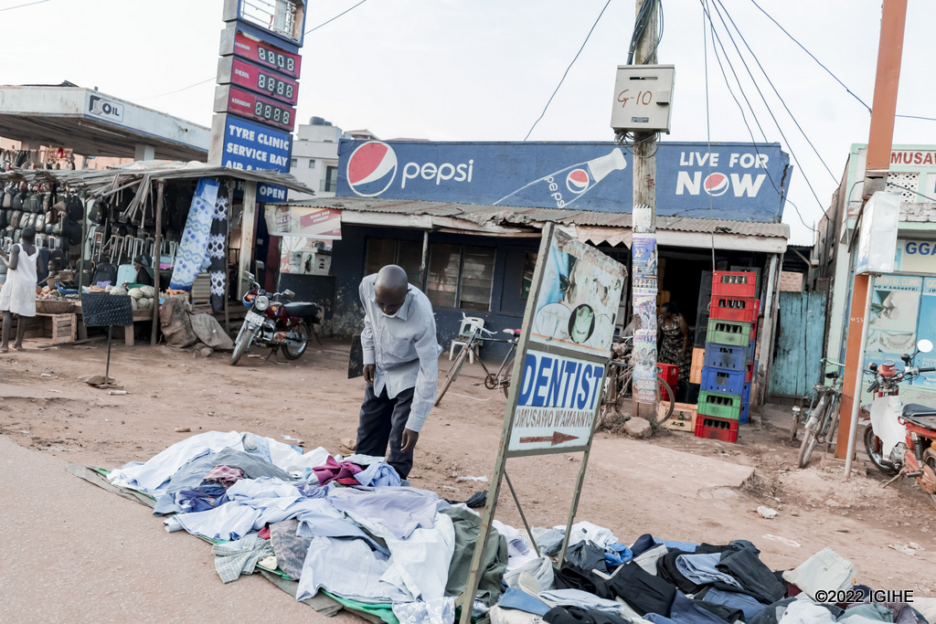 N'abakuze bafite ibyo bashaka kwihahira usanga abenshi bajya Gabba