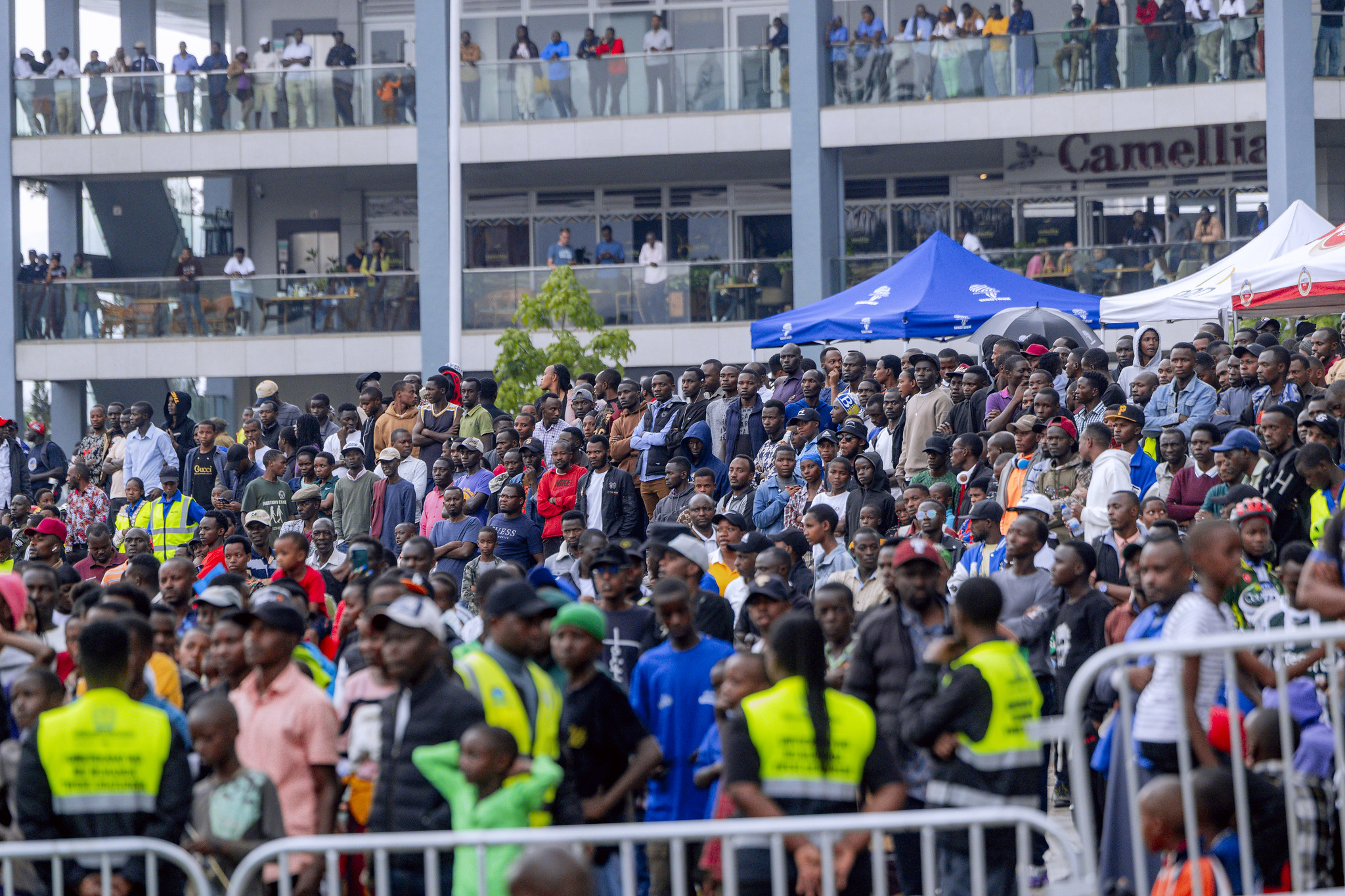 Abafana bari benshi ku munsi wa nyuma wa Tour du Rwanda