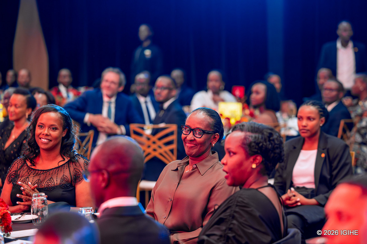 Madamu Jeannette Kagame yashimye uruhare rwa Solid'Africa mu gufasha abarwayi
